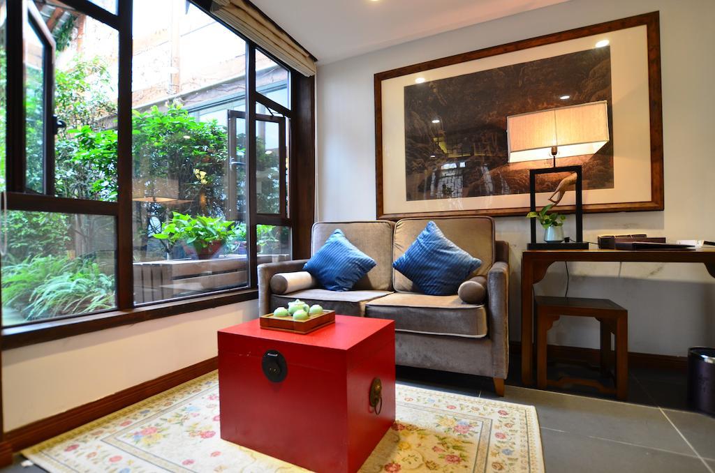 Renli Hotel Chengdu Exterior photo